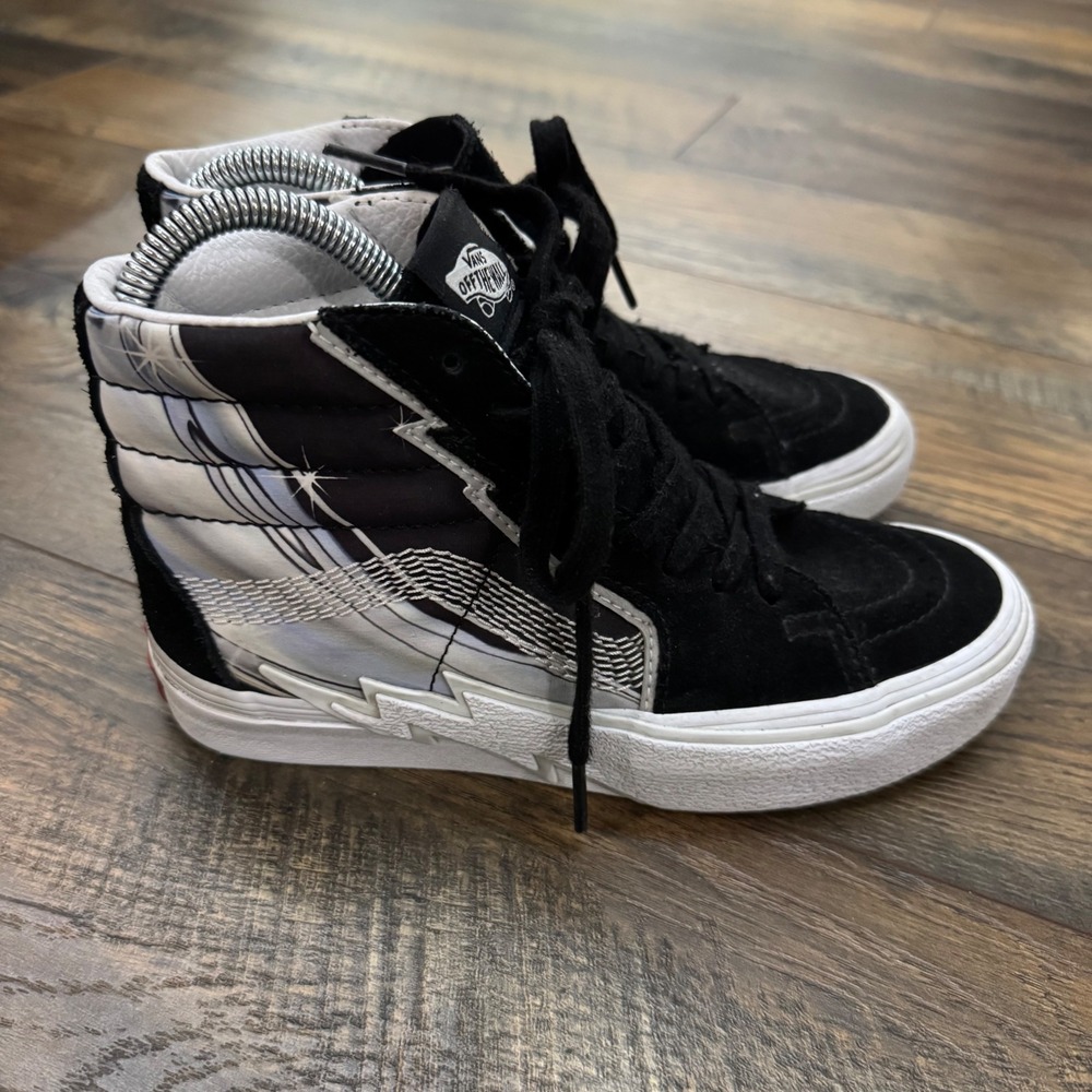 Vans Sk8-Hi Bolt Black White Lightning Sneakers Mens 4 Womens 5.5 Skate Shoes